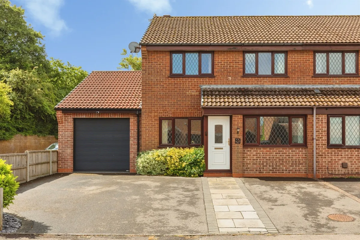 Slimbridge Close, Yate, Bristol