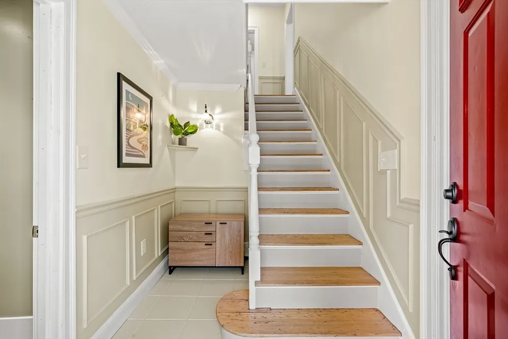 22 Beach Ave, Swampscott, MA 01907