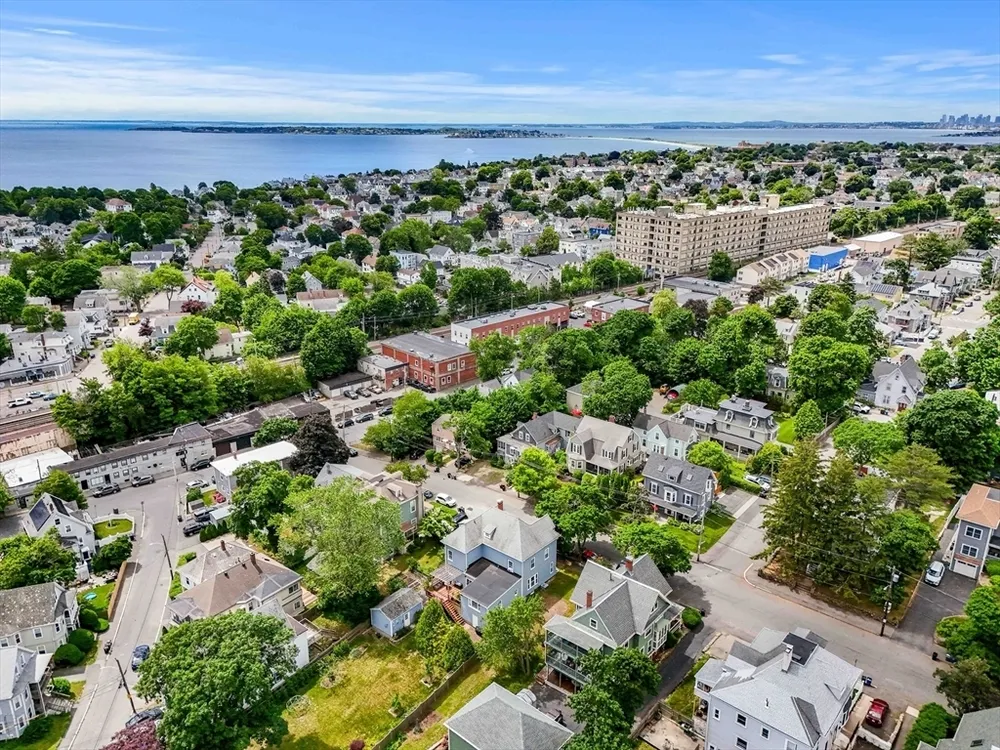 22 Beach Ave, Swampscott, MA 01907