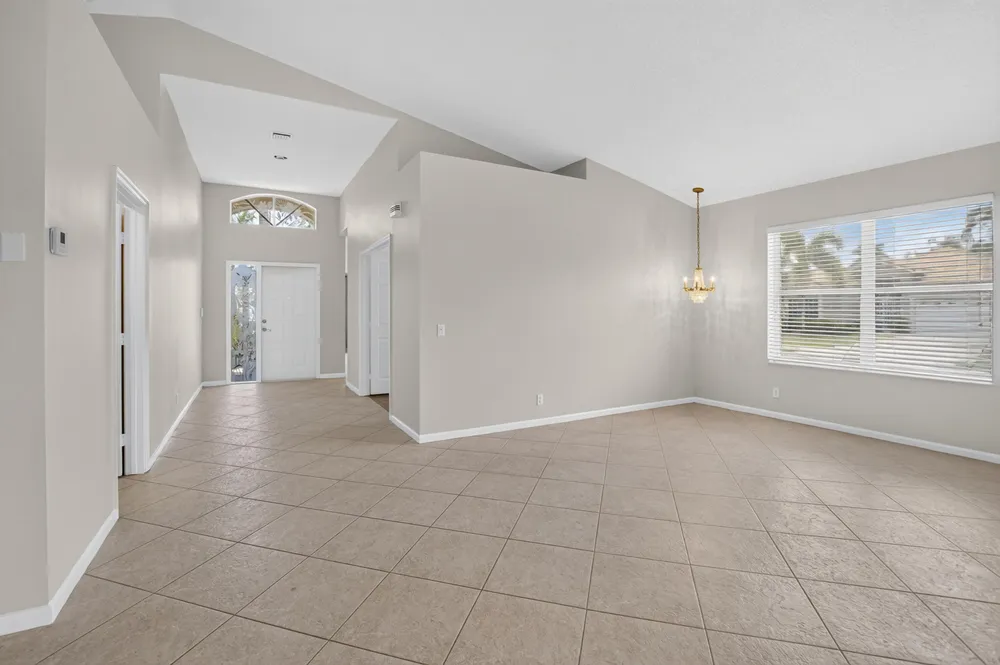 9729 Lemonwood Way, Boynton Beach, FL 33437