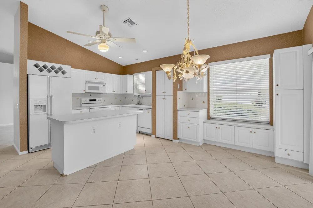 9729 Lemonwood Way, Boynton Beach, FL 33437
