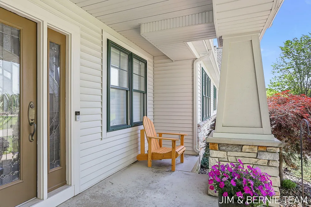 3477 Palmer Dr, Saugatuck, MI 49453-9461