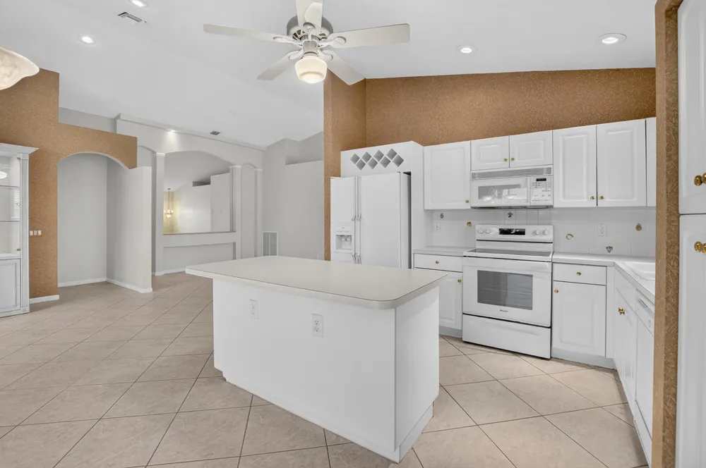 9729 Lemonwood Way, Boynton Beach, FL 33437