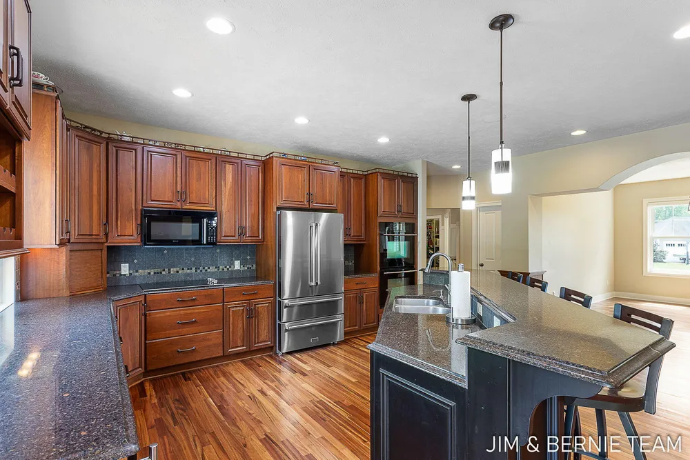 3477 Palmer Dr, Saugatuck, MI 49453-9461