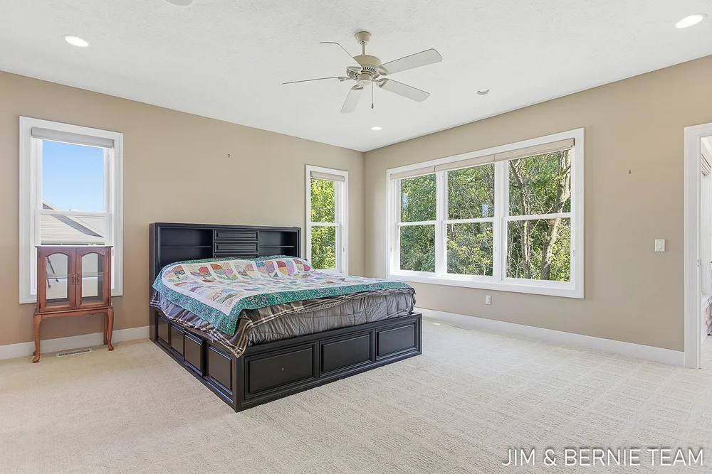 3477 Palmer Dr, Saugatuck, MI 49453-9461