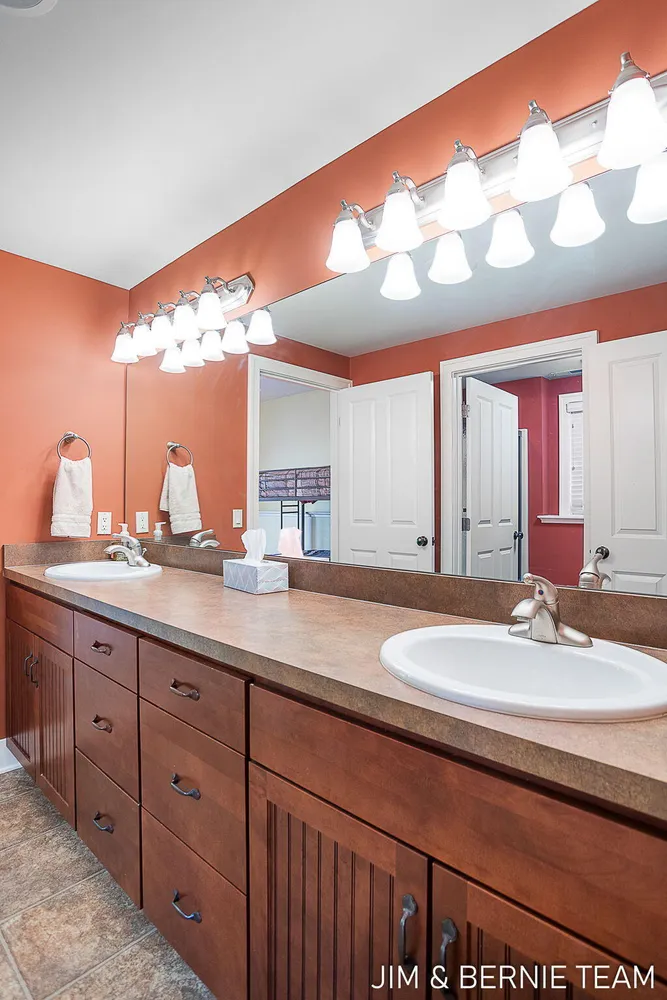 3477 Palmer Dr, Saugatuck, MI 49453-9461