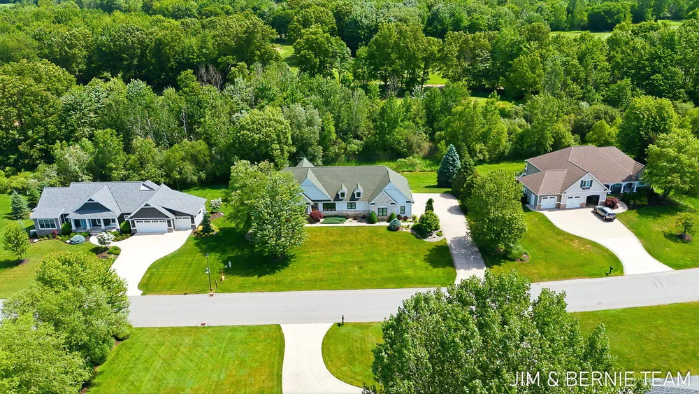 3477 Palmer Dr, Saugatuck, MI 49453-9461