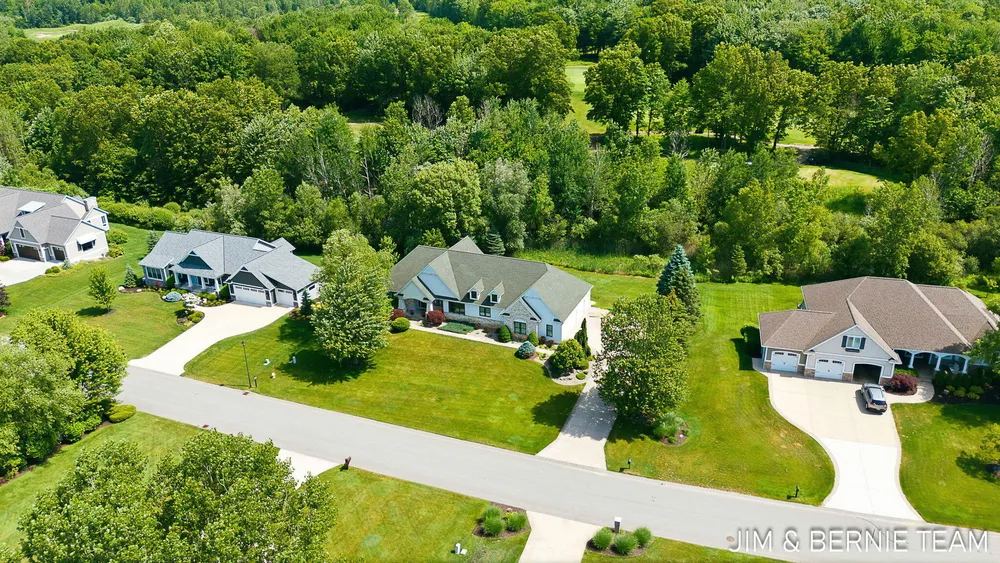 3477 Palmer Dr, Saugatuck, MI 49453-9461