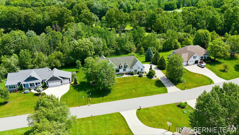 3477 Palmer Dr, Saugatuck, MI 49453-9461