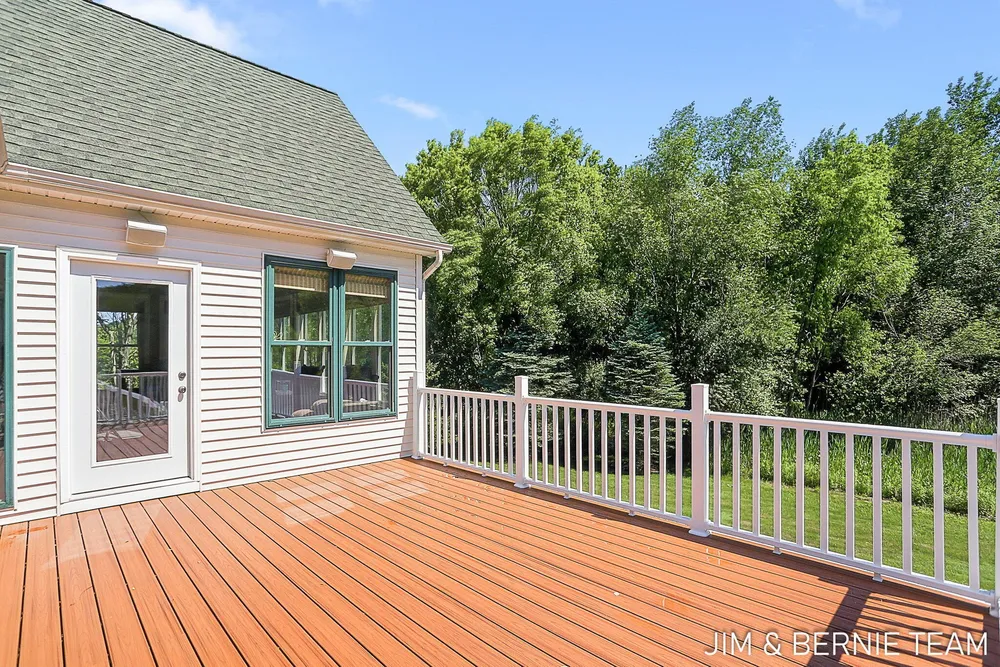 3477 Palmer Dr, Saugatuck, MI 49453-9461