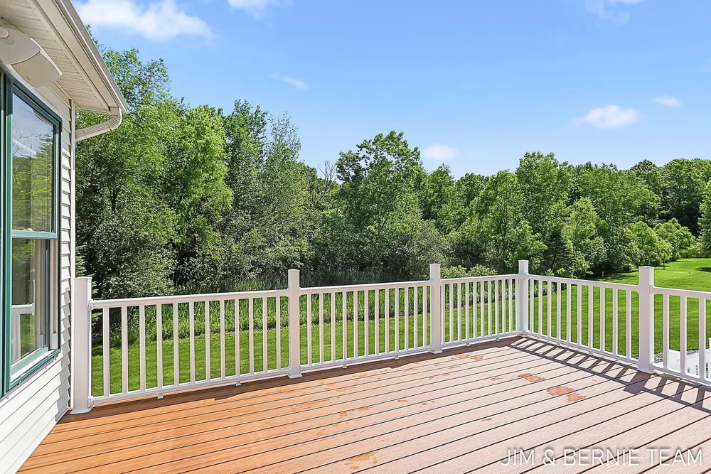 3477 Palmer Dr, Saugatuck, MI 49453-9461