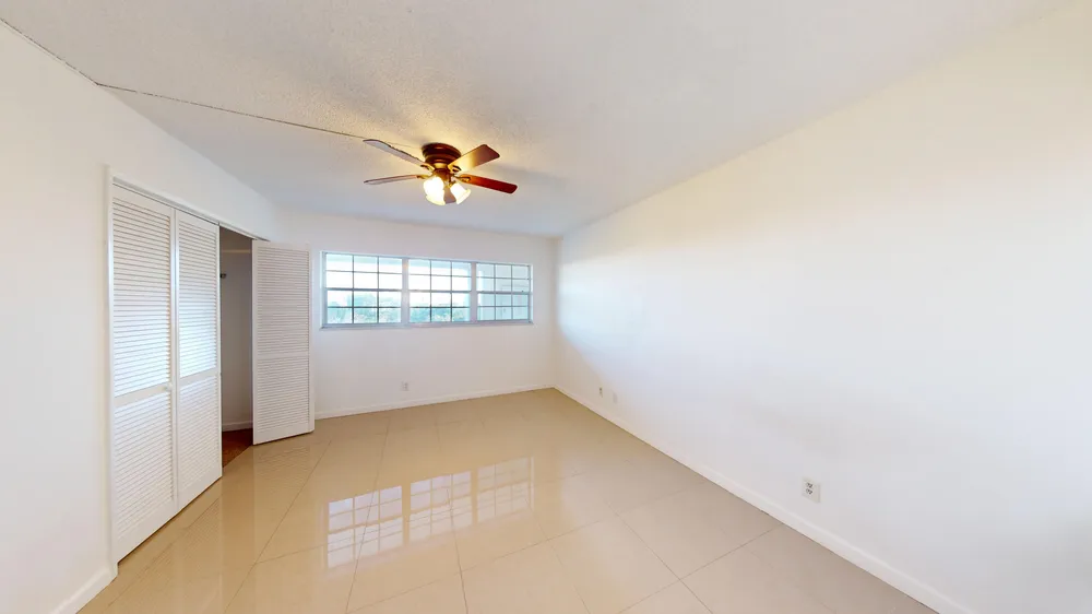 3080 N Course Dr, Pompano Beach, FL 33069