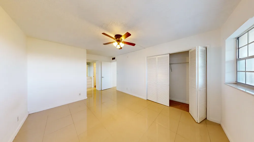 3080 N Course Dr, Pompano Beach, FL 33069