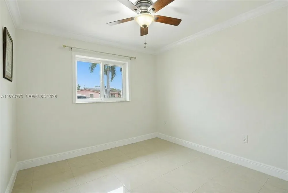 4925 Tyler St, Hollywood, FL 33021