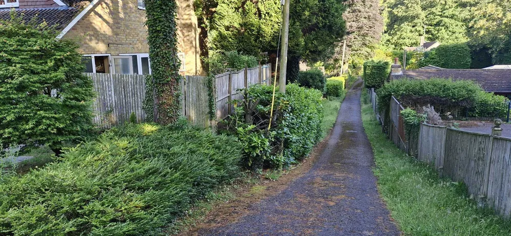 Stonehill Road, Headley Down, GU35 photo 25