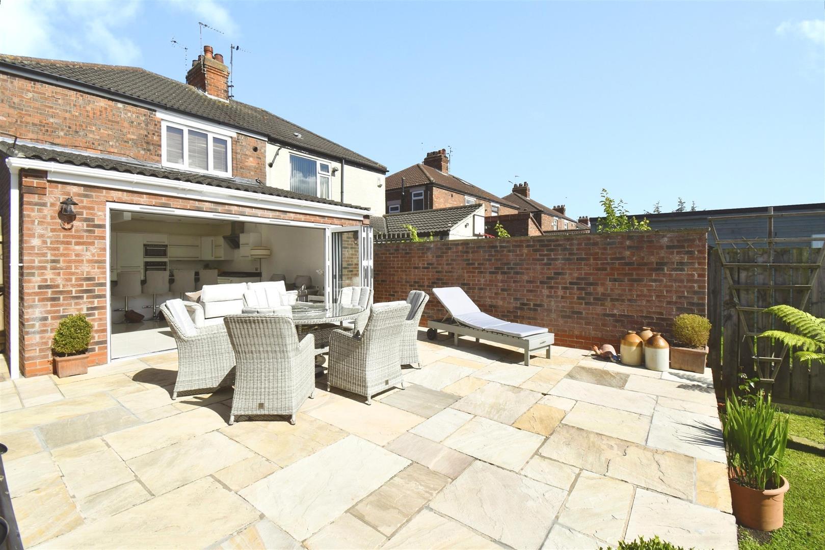 Ellesmere Avenue, Hull Image 31