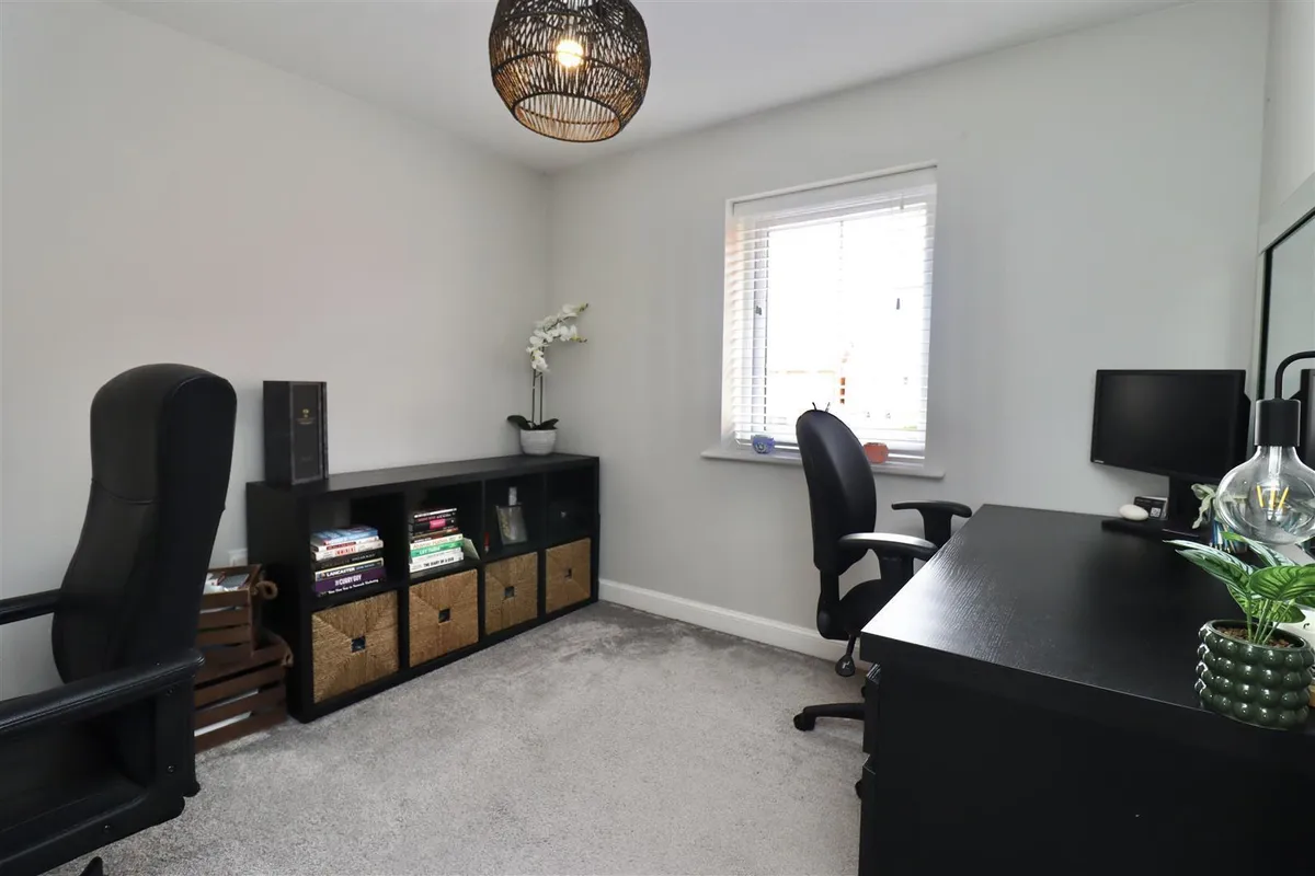 Airedale Drive, Brough