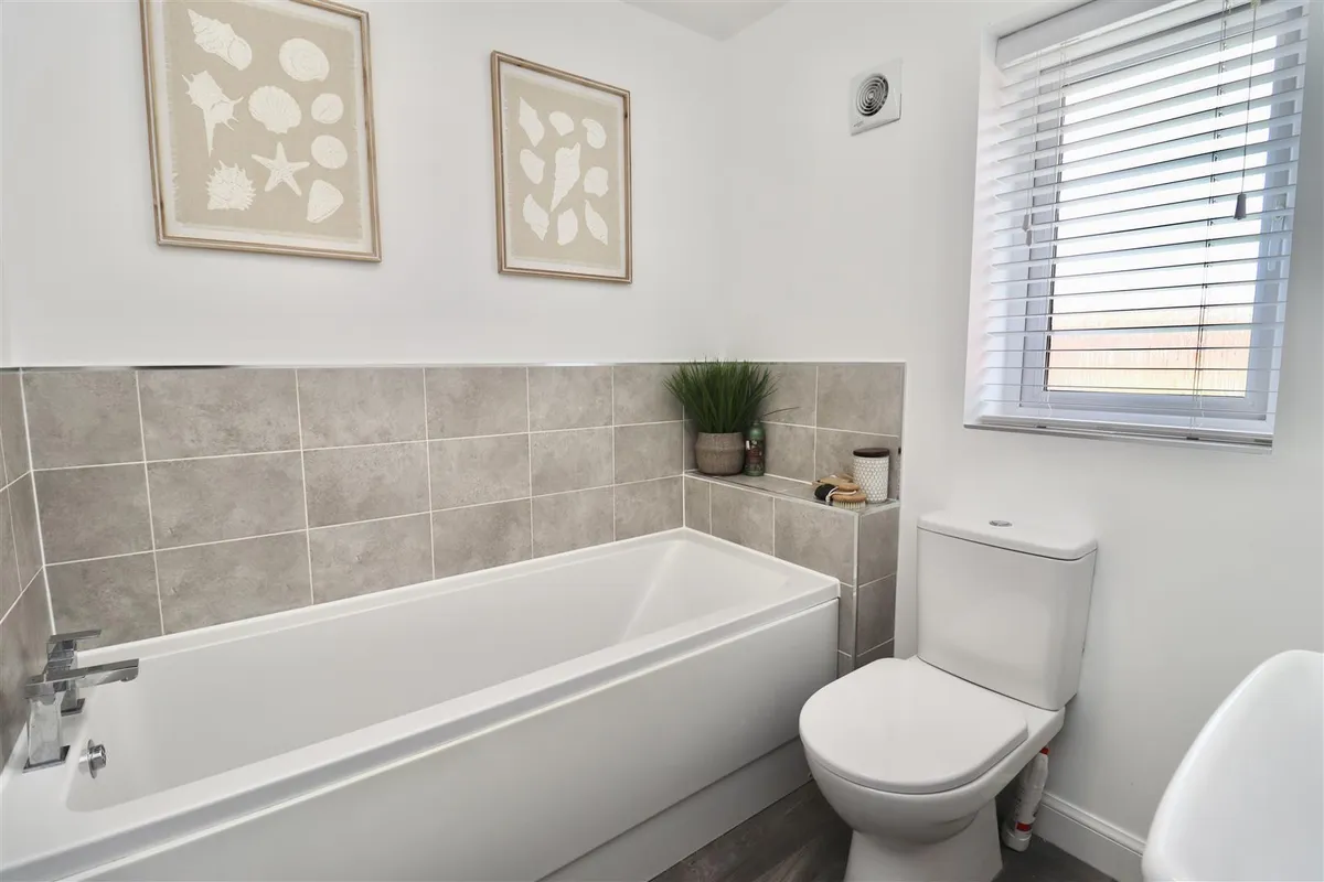 Airedale Drive, Brough