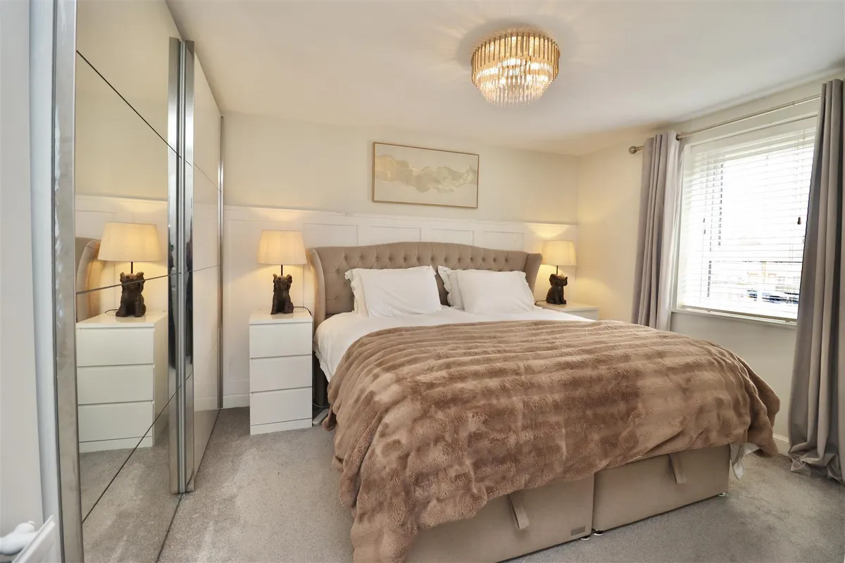 Airedale Drive, Brough