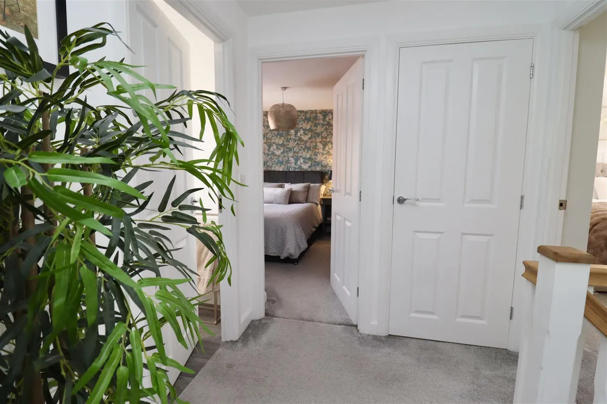 Airedale Drive, Brough