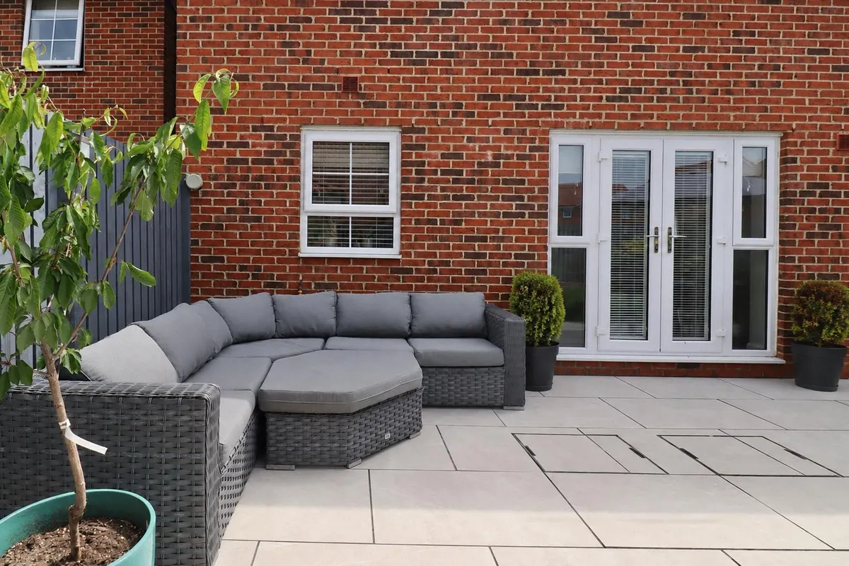Airedale Drive, Brough