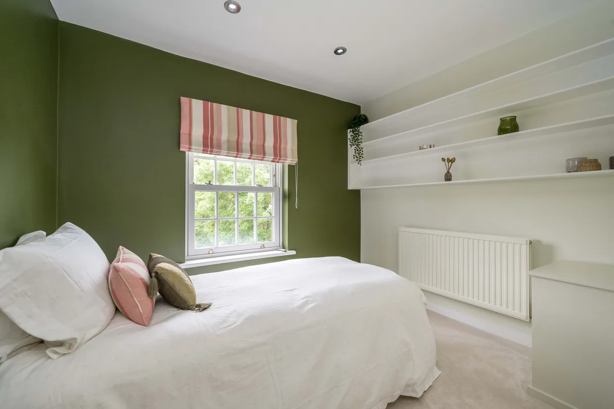 Woodville Gardens, Ealing, W5 photo 7