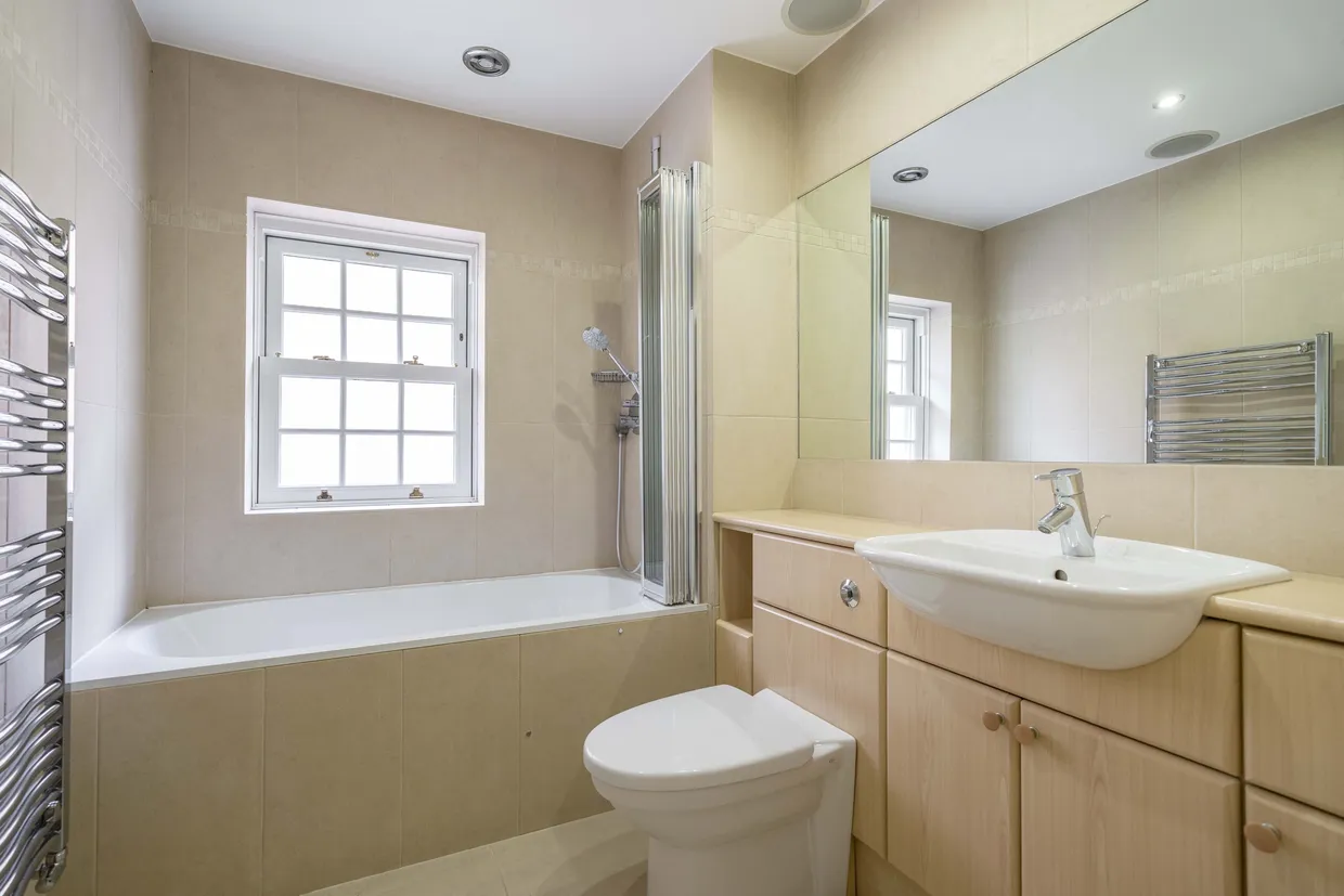 Woodville Gardens, Ealing, W5 photo 9
