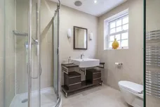 Woodville Gardens, Ealing, W5 photo 10