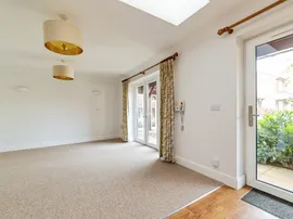 Broad Oak Lane, Hertford thumb 2