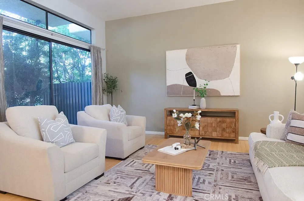 469 S Catalina Ave, Pasadena, CA 91106