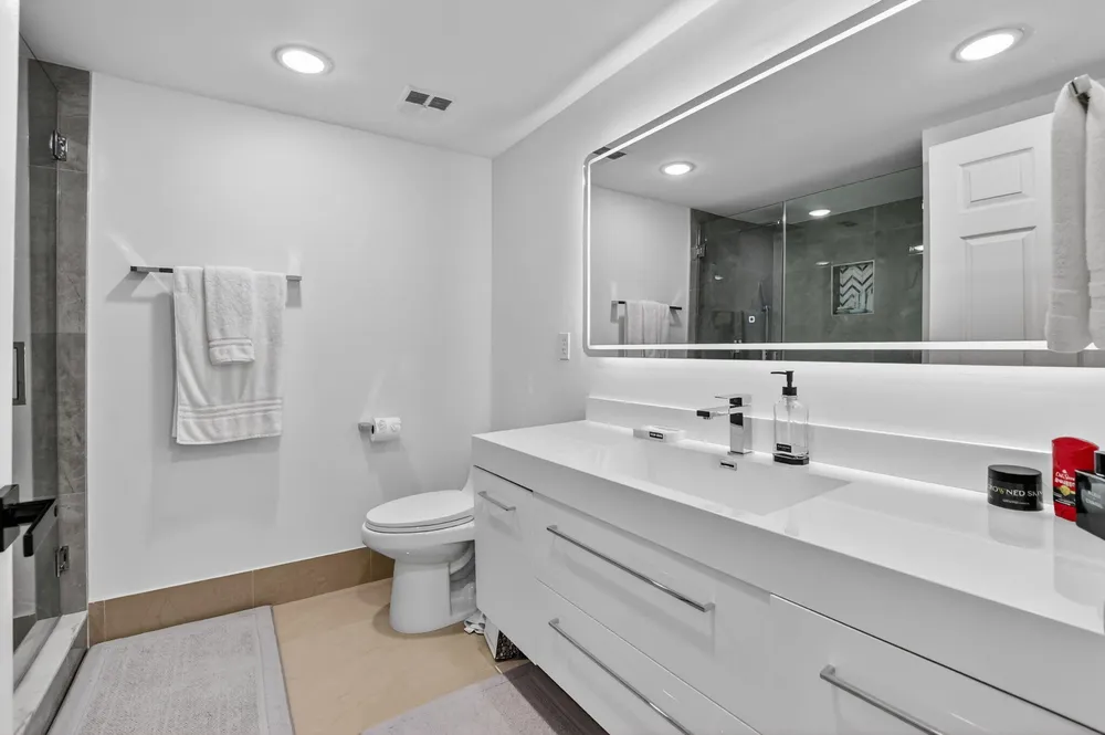 6335 Longboat Ln W, Boca Raton, FL 33433