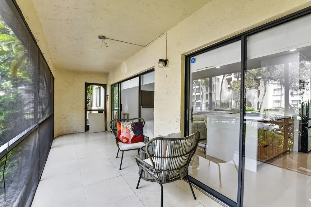 6335 Longboat Ln W, Boca Raton, FL 33433