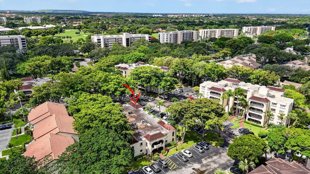 6335 Longboat Ln W, Boca Raton, FL 33433