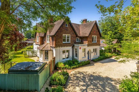 Branksomewood Road, Fleet, GU51