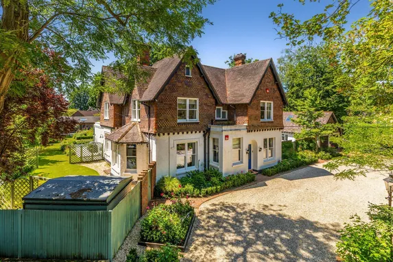 Branksomewood Road, Fleet, GU51