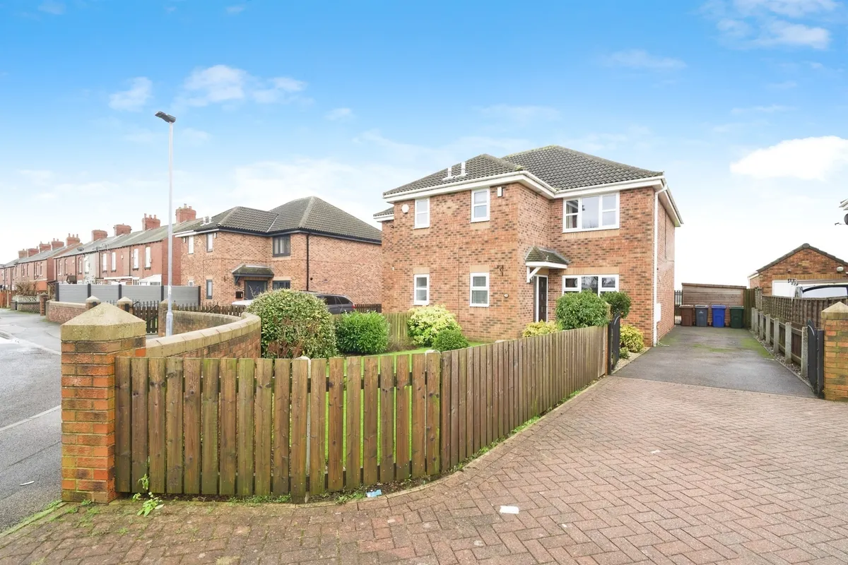 Cross Street, Great Houghton, Barnsley