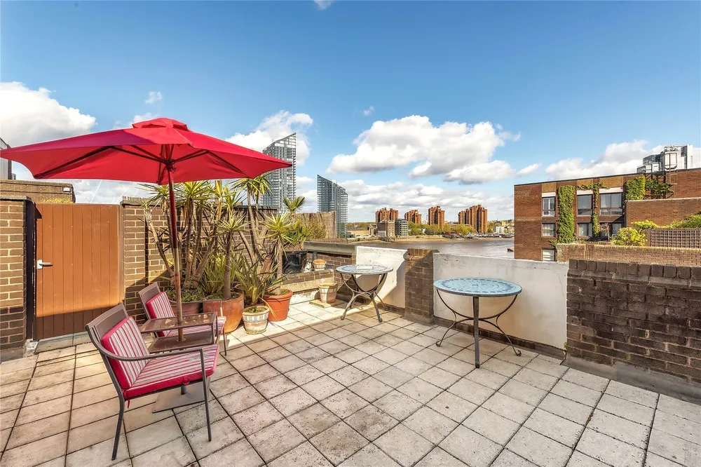 Valiant House, Vicarage Crescent, London, SW11