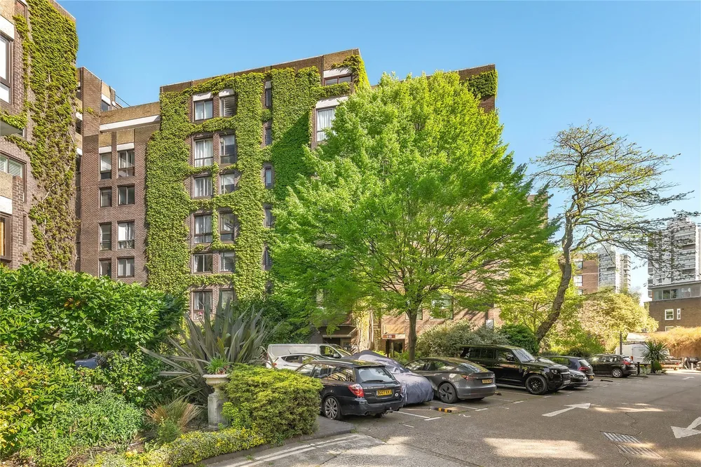 Valiant House, Vicarage Crescent, London, SW11