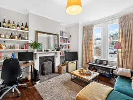 Dingwall Road, London photo