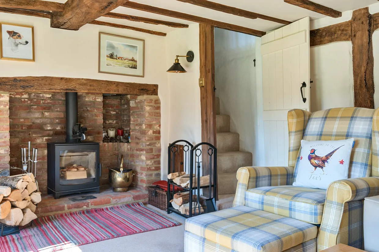 Bridge Road, Ickford, HP18 photo 8