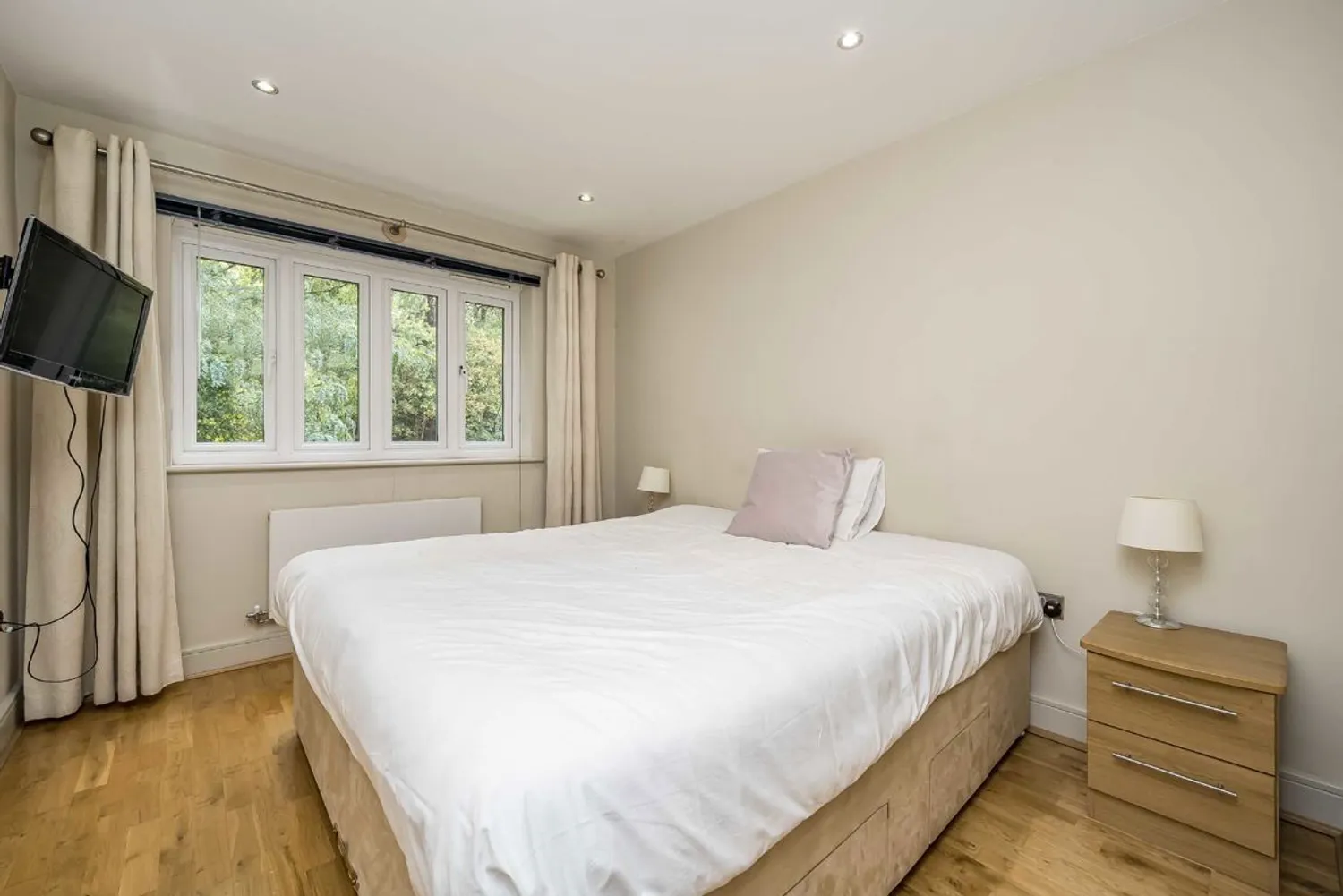 Brooklands Road, Weybridge, KT13 photo 6