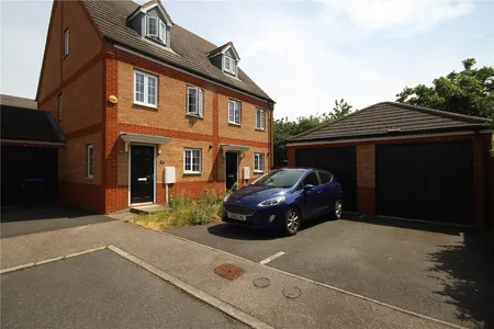Turners Gardens, Wootton, NN4