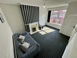 Berkeley Avenue, LEEDS photo