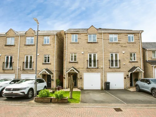 Heatherdale Close, HALIFAXphoto