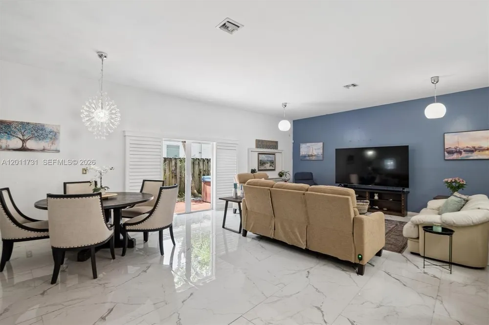 2949 SW 18th Terrace, Fort Lauderdale, FL 33315