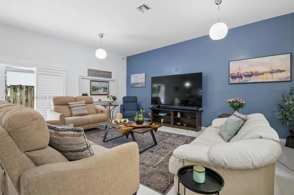 2949 SW 18th Terrace, Fort Lauderdale, FL 33315