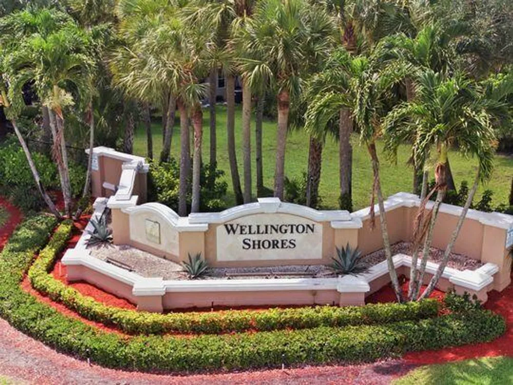 11131 Laurel Walk Rd, Wellington, FL 33449-8345