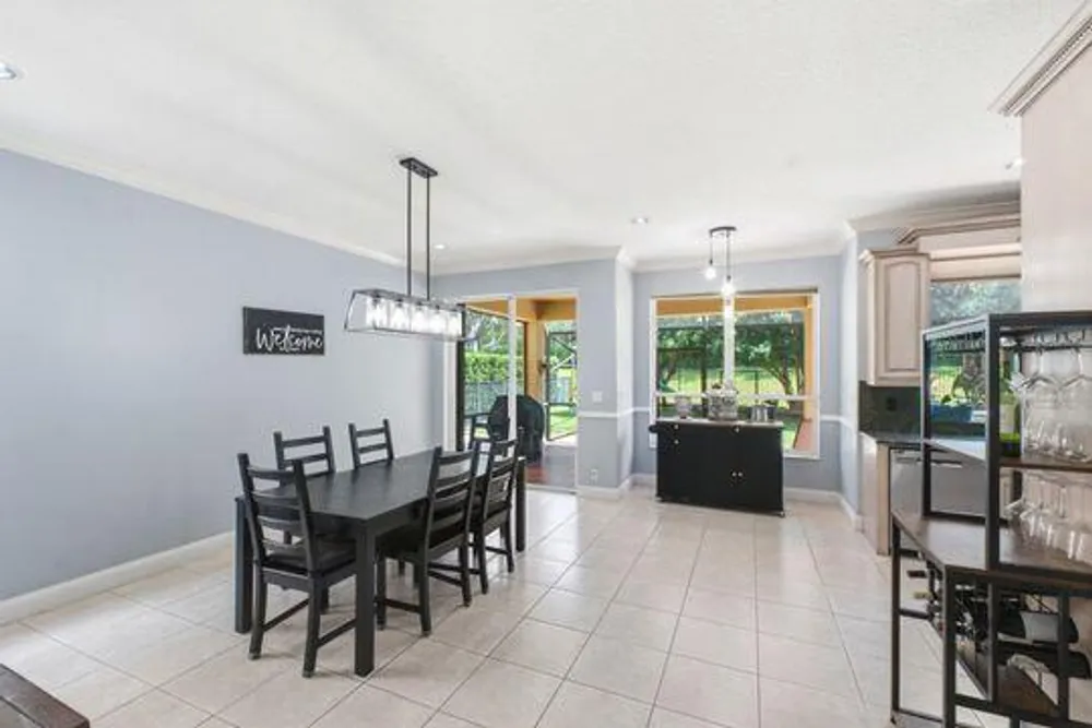 11131 Laurel Walk Rd, Wellington, FL 33449-8345