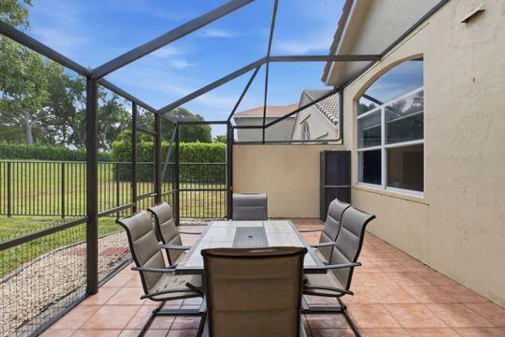 11131 Laurel Walk Rd, Wellington, FL 33449-8345