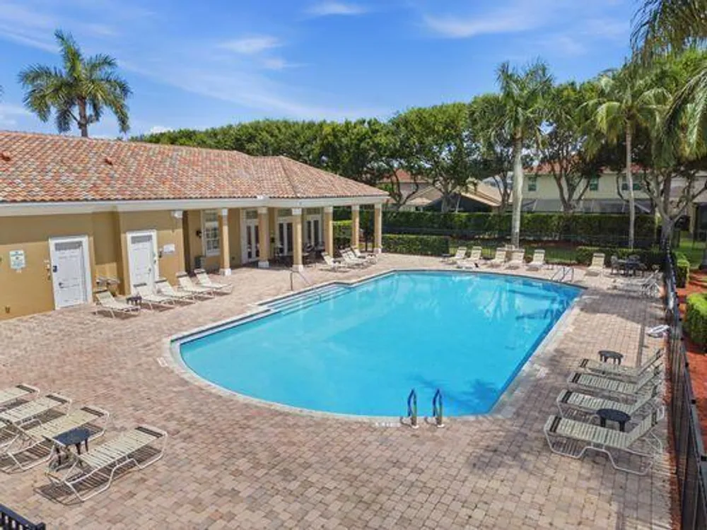 11131 Laurel Walk Rd, Wellington, FL 33449-8345